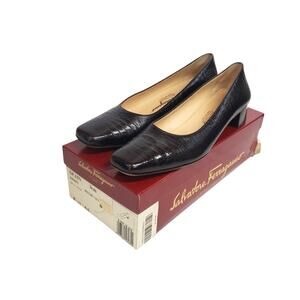 Salvatore Ferragamo Women's Vintage Spain Dark Brown Shoes Size 8.5 Box Included